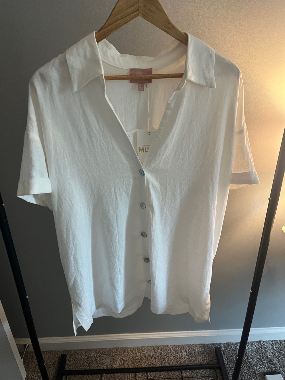 Show Me Your MuMu White Short Sleeve Button-Down Shirt
